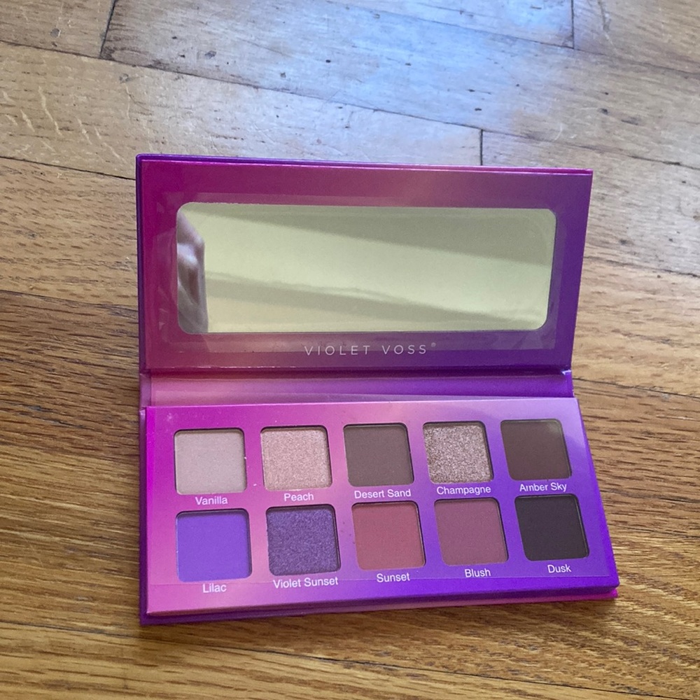 BNIB Violet Sunset Eyeshadow Palette by Violet Voss